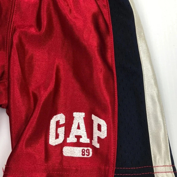 GAP EUC BOYS TODDLER RED WHITE SHORTS BOTTOMS SUMMER ATHLETIC CASUAL SIZE 3T - Picture 2 of 3